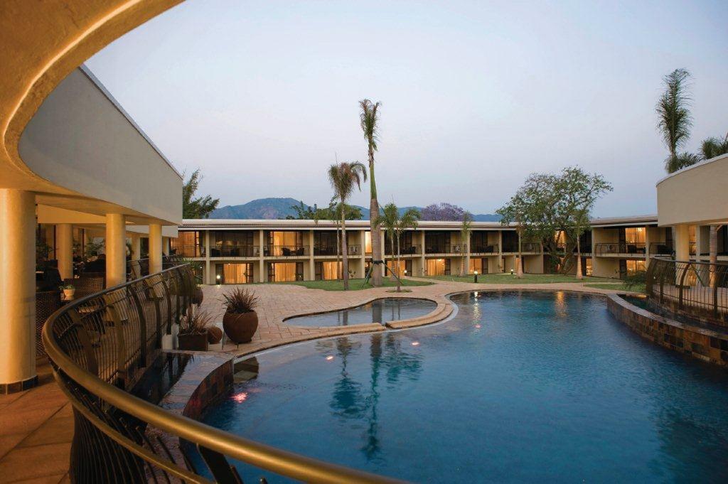 Happy Valley Hotel And Casino Ezulwini Exterior photo